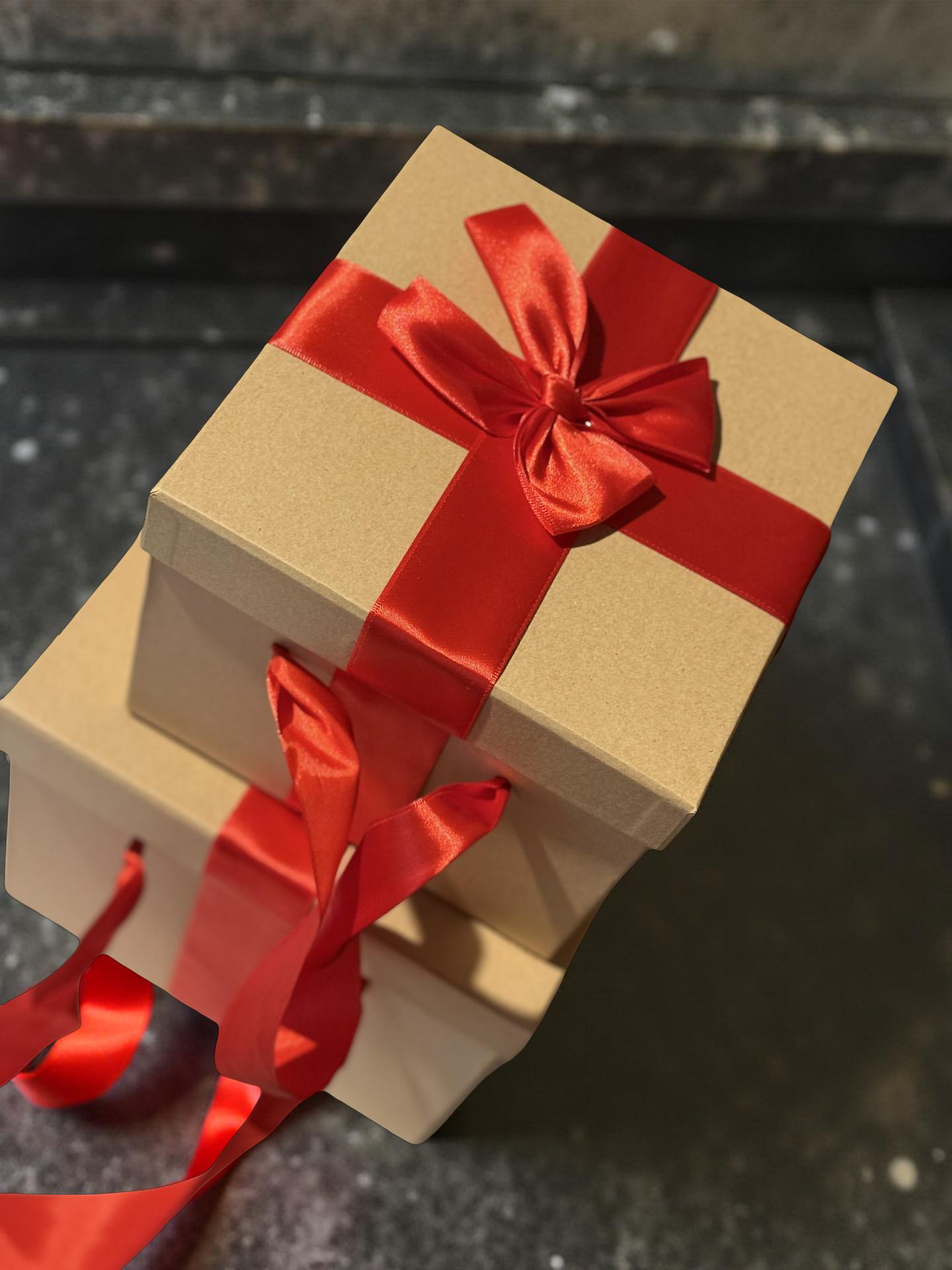 STAR Kraft Gift Box Set – 2 pcs Street Boxes | With Red Satin Ribbon | 22x22x20 cm & 18x18x15 cm