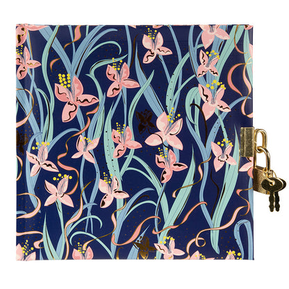 Garden Chic Günlük | 16,5 × 16,5 cm | 96 Sayfa | Kilitli Kabartmalı Kapak