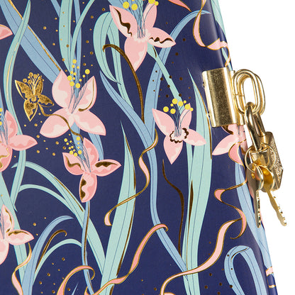 Garden Chic Günlük | 16,5 × 16,5 cm | 96 Sayfa | Kilitli Kabartmalı Kapak