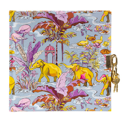 Insignia Günlük | 16,5 × 16,5 cm | 96 Sayfa | Kilitli Kabartmalı Kapak